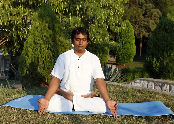 אתר נופש Loryma 4*