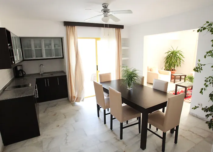 Üdülőközpont Loryma