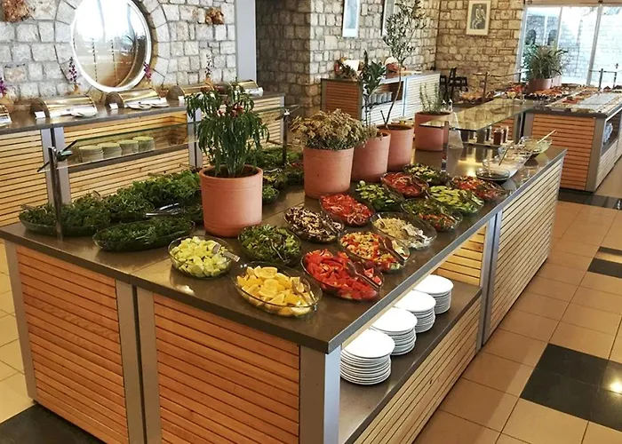 Üdülőközpont Loryma 4*