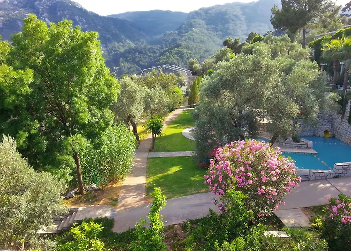 Loryma トゥルンチュ